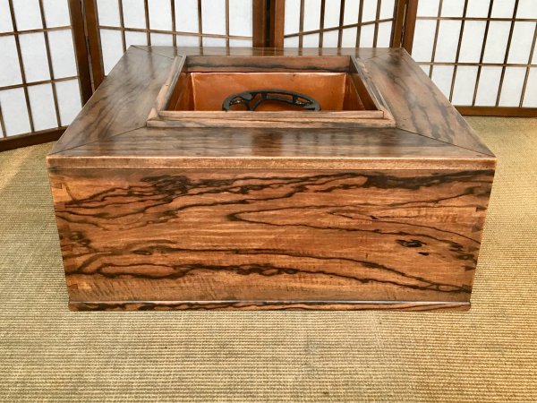 総黒柿角大型火鉢 KK283