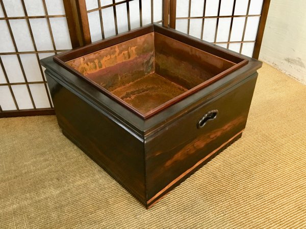 総黒柿大型角火鉢 KK284