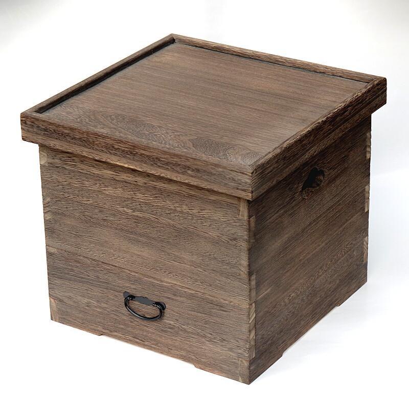 箱の桐火鉢(新品)+火鉢道具セット