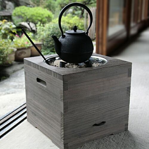 箱の桐火鉢(新品)+火鉢道具セット